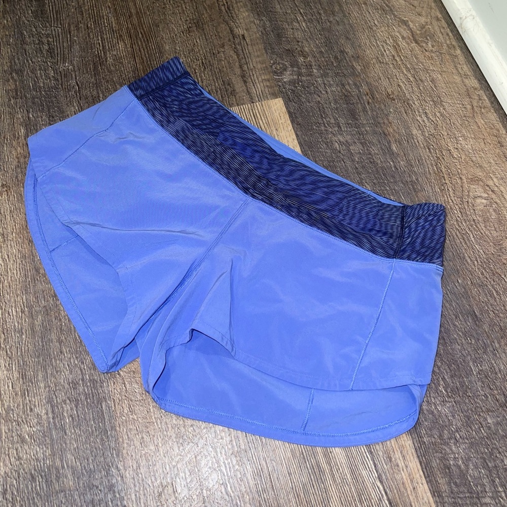 Speed up low-rise lined Lululemon shorts